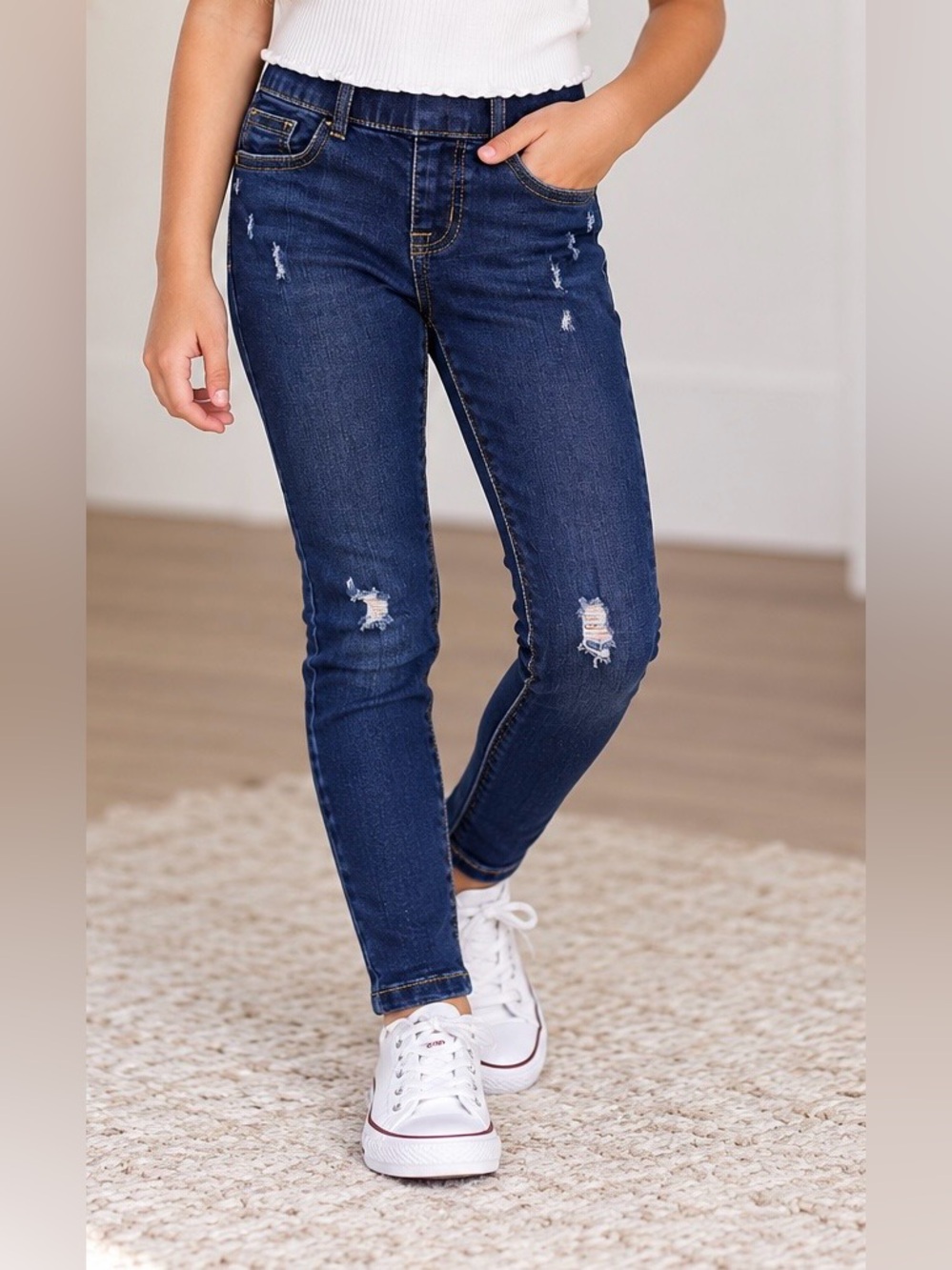 Cat & Jack Girls Jeans Size 7 Dark Wash Distressed Skinny Stretch Denim
